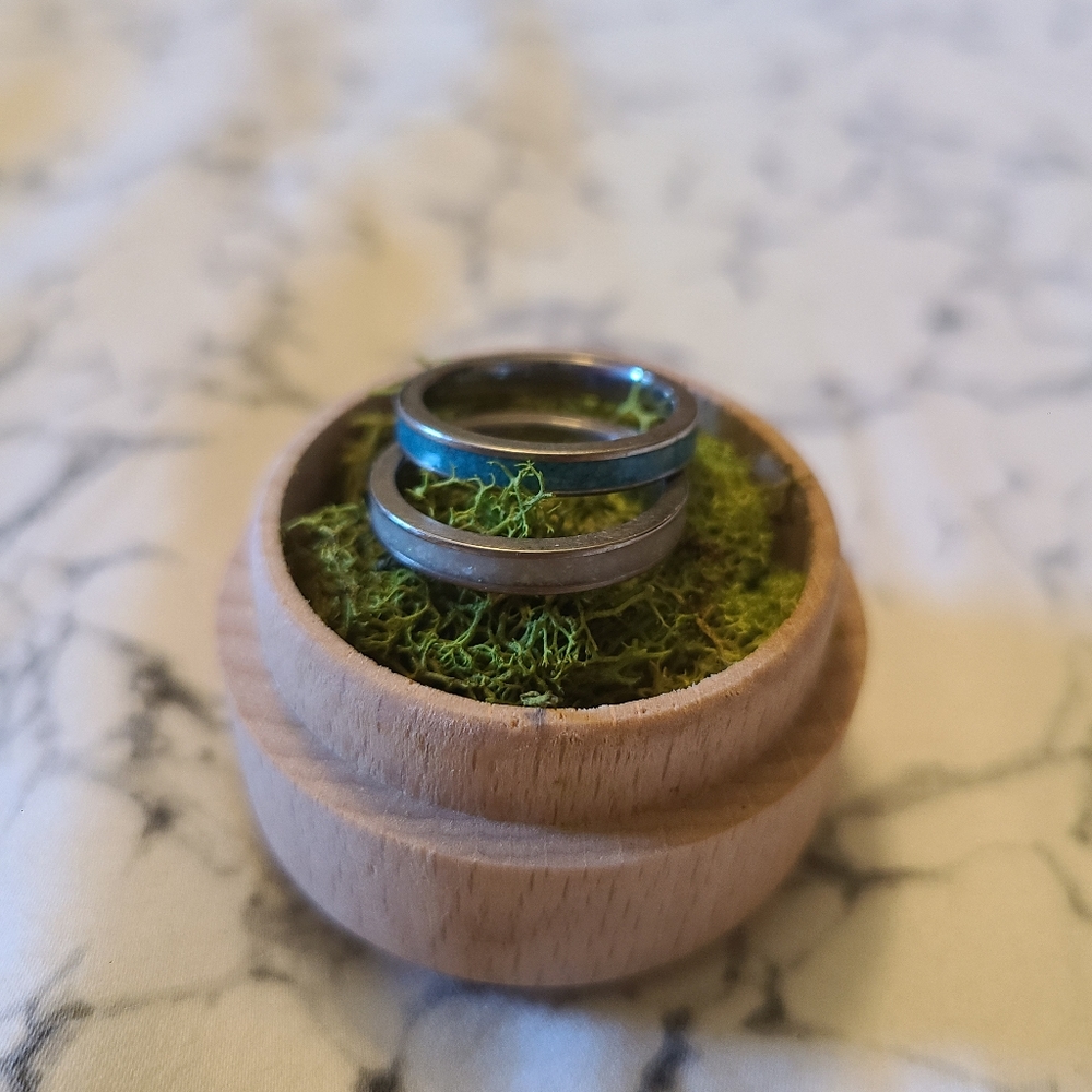Size 6 two ring bands ✨️ - Picture 4 of 11